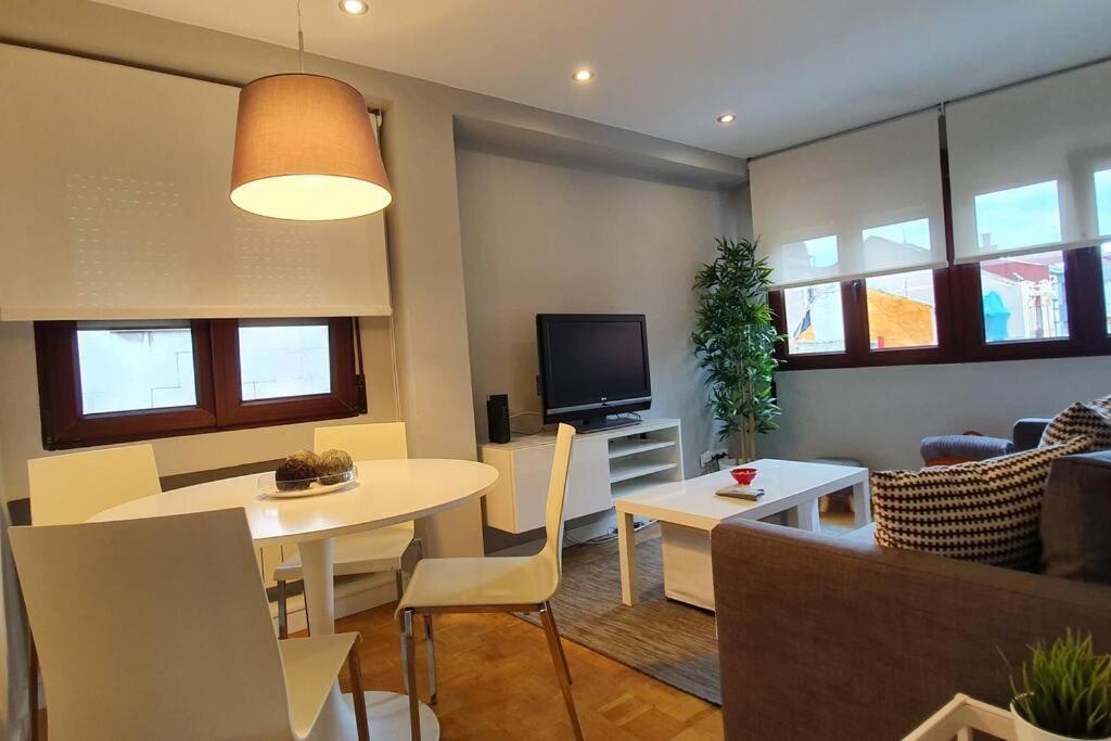 Moderno Apartamento en el Centro. El Carmen WIFI Gijón Exterior foto